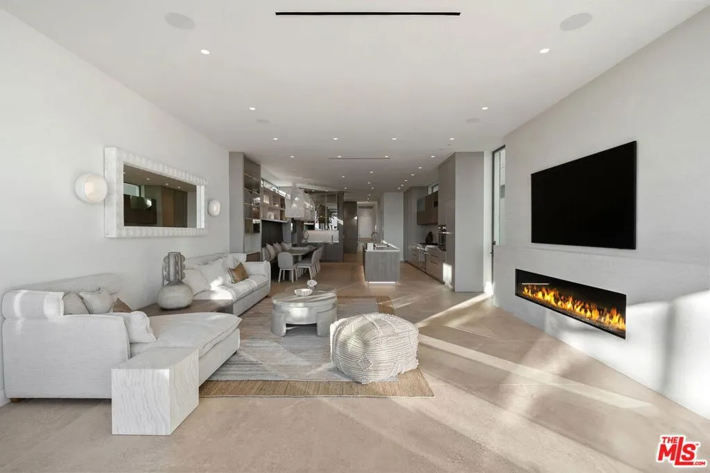 938 Palisades Beach Road, Santa Monica, California 90403 home-pic-13